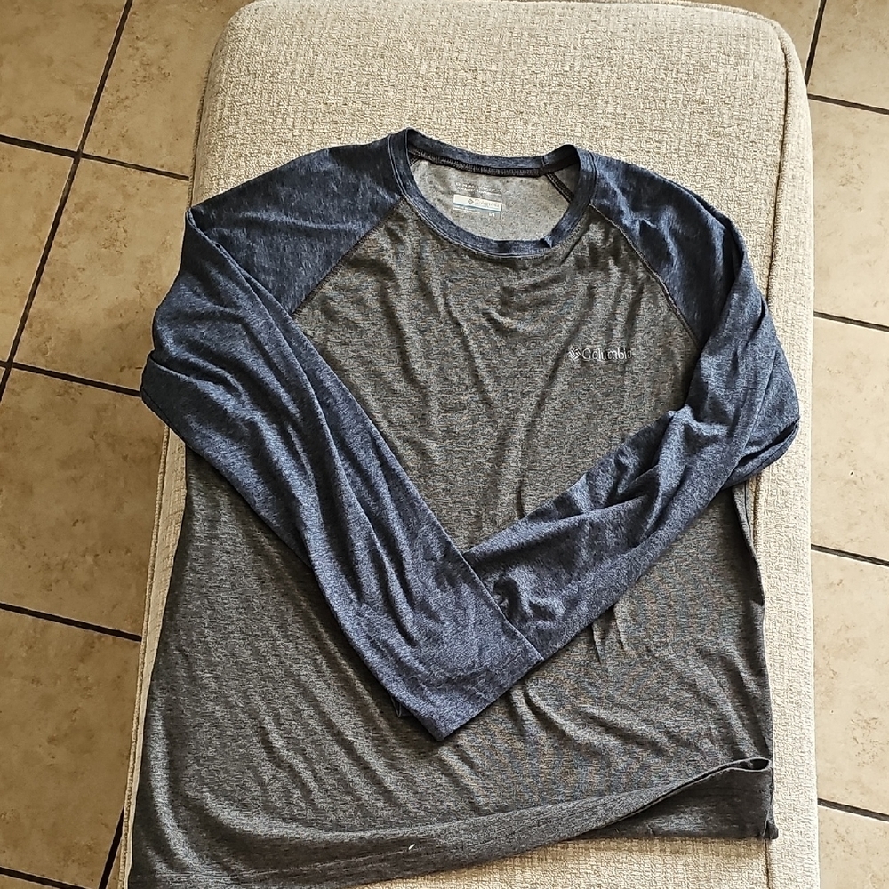 Men's Gray Long Sleeve Shirt